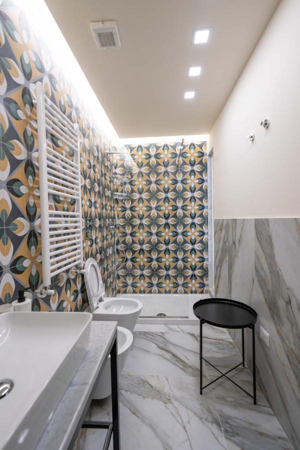 Bed and Breakfast Ventaglieri 74 by Dimorra Napoli Esterno foto