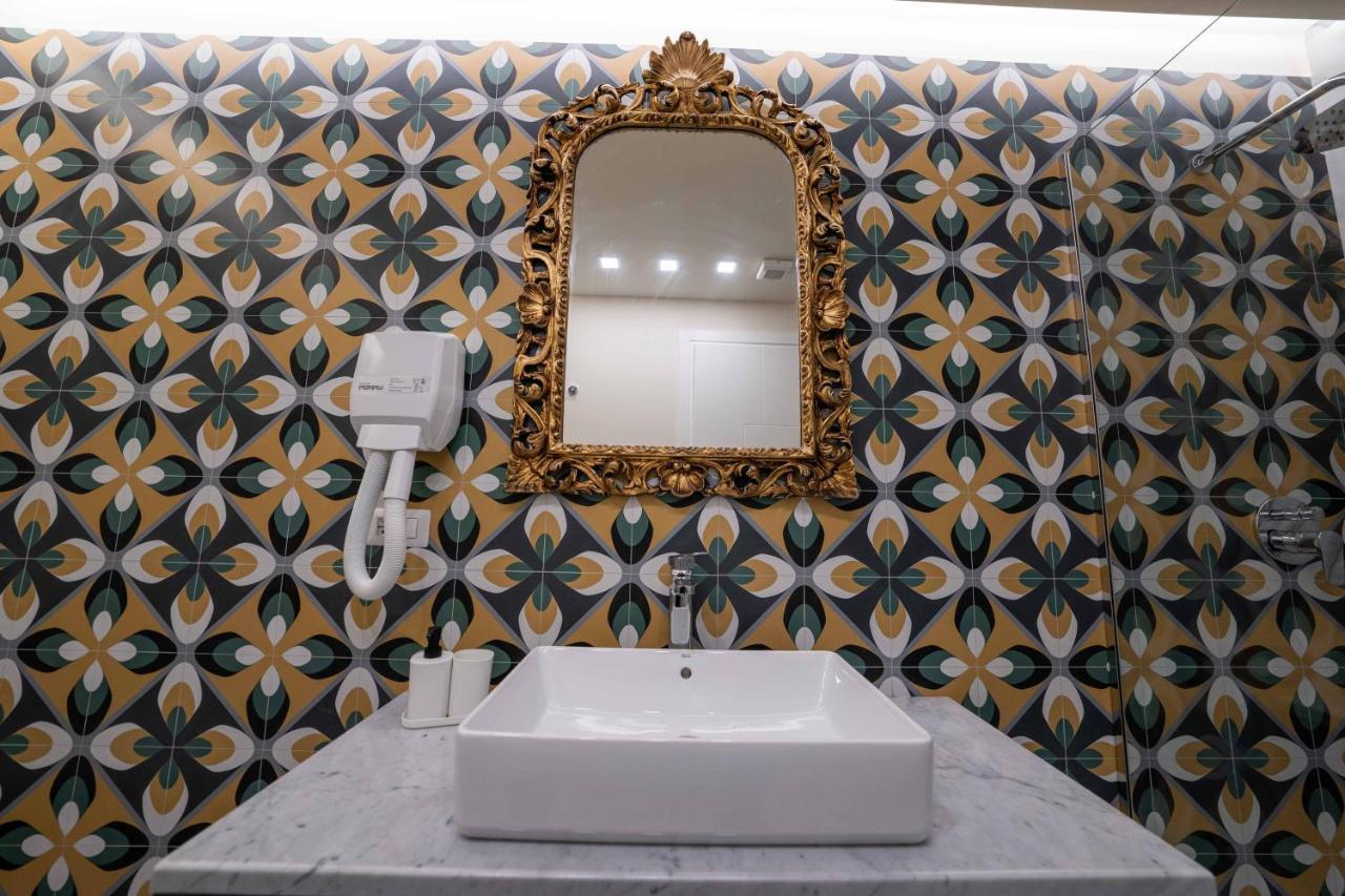 Bed and Breakfast Ventaglieri 74 by Dimorra Napoli Esterno foto