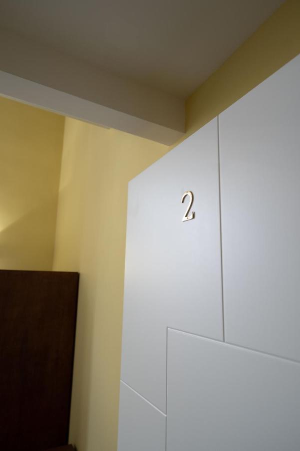 Bed and Breakfast Ventaglieri 74 by Dimorra Napoli Esterno foto