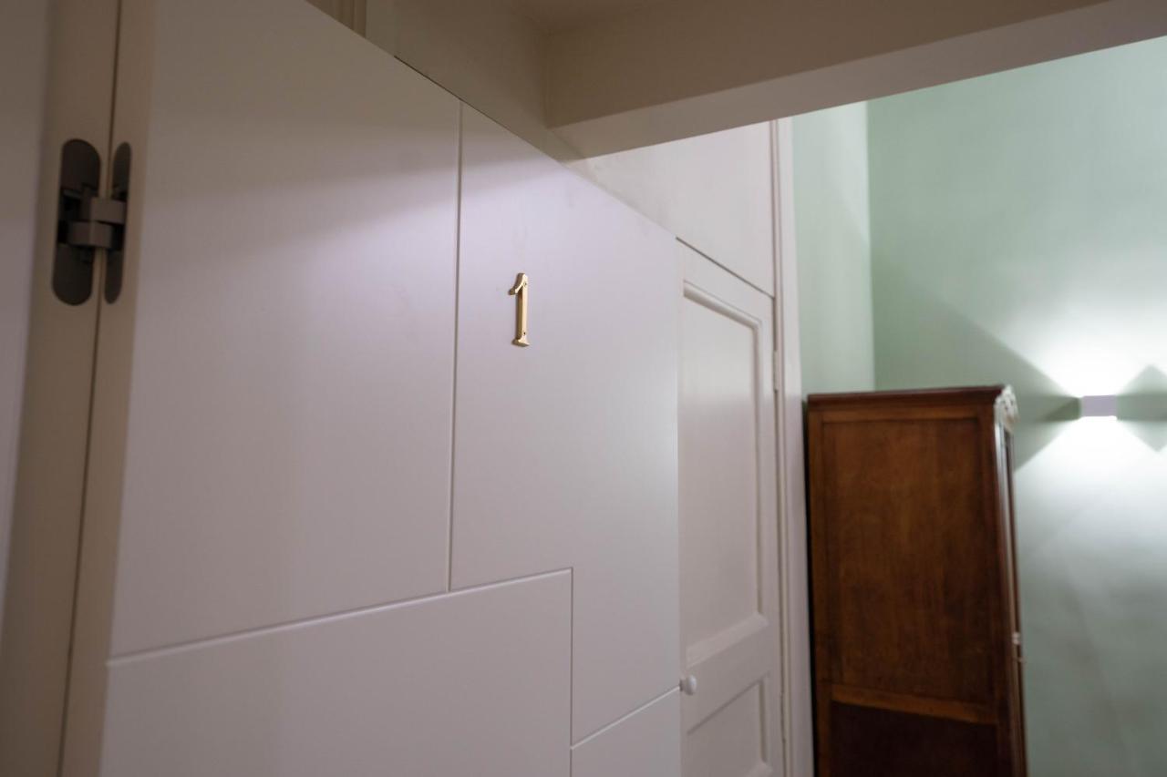 Bed and Breakfast Ventaglieri 74 by Dimorra Napoli Esterno foto