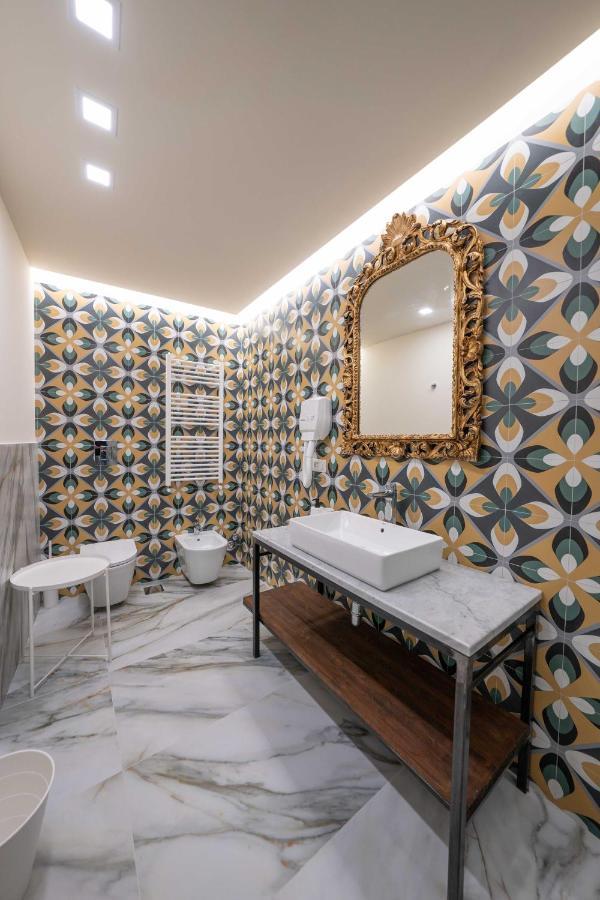 Bed and Breakfast Ventaglieri 74 by Dimorra Napoli Esterno foto